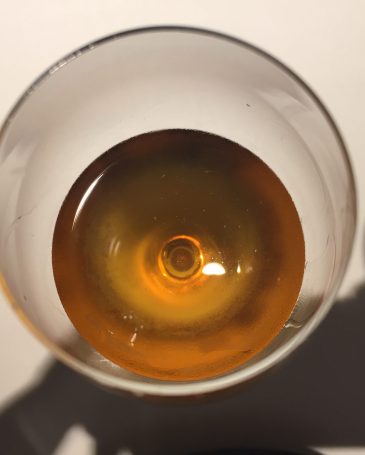 Copa vino cobre reflejo